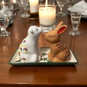 Cath Kidston Salz & Pfefferstreuer Set mit Keramik Tablett Neu (K03) - Bild 1 von 4