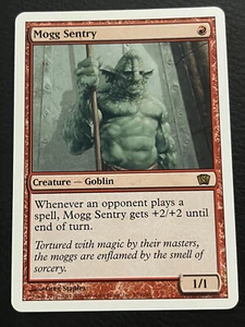1x MTG - Mogg Sentry - Eighth Edition (8th Ed) - NM - Picture 1 of 2