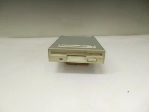Mitsumi Newtronics D359M3D 1.44MB Internal 3.5 Inches Floppy Drive - Picture 1 of 3