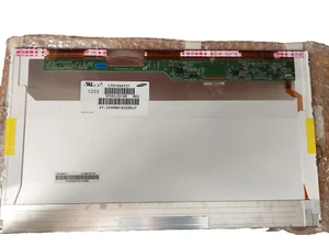 display LTN156AT27-H02 LCD 15.6" Display usato 40 pin lucido - Foto 1 di 2