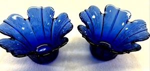 Vintage Kobaltblau Glas Votivkerzenhalter Paar geriffelt Blumen Design - Bild 1 von 16