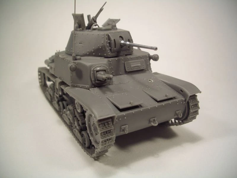 BRACH MODEL CARRO ARMATO ITALIANO WW II  M/13 40 3° SERIE Scala 1/35 Cod.BM115 - Immagine 1 di 1