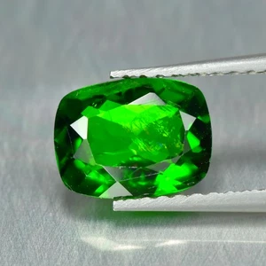 1.31Ct Cushion _ Incredible Sparkling Unheated Chrome Diopside _Russia - Picture 1 of 1