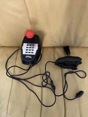 2 Joystick commodore 64 e Coleco - Immagine 1 di 2