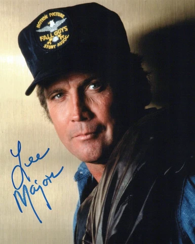 LEE MAJORS signed Autograph 20x25cm "Six Million dollar Man" In Person Cover