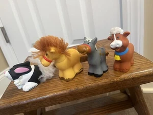 4 Stück Mattel Little People 2005/07 Pferde Kuh Hase Kaninchen Tiere Pelzarche - Bild 1 von 7