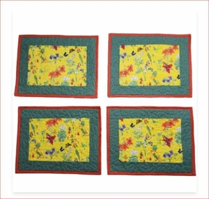 Manteles individuales hechos a mano acolchados con pájaros en ellos patchwork algodón 2 X juego de 4 nuevos - Imagen 1 de 12