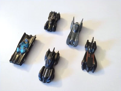 Hot Wheels LOTTO 5 BATMOBILI eccellenti mai giocate 2015 Batman Batmobile Mattel - Immagine 1 di 2
