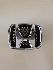 Honda Logo aus Kühlergrill Ersatzteil/Deko - Bild 1 von 2