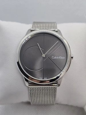 Reloj para hombre Calvin Klein 39 mm gris logotipo CK esfera tono plateado correa de malla K3M211 Foto 1 de 4