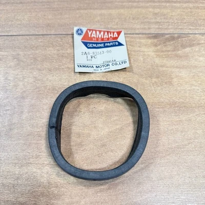 Amortecedor medidor Yamaha OEM NOS / 2A6-83513-00 / DT125 DT175 DT250 - Imagem 1 de 2