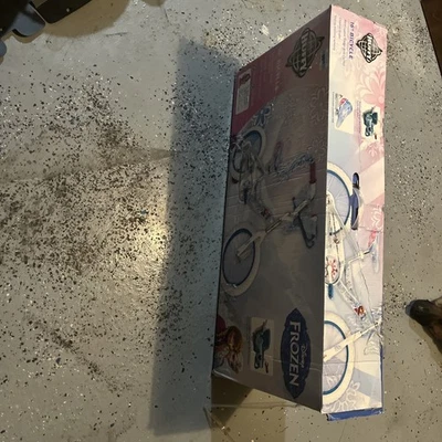 Huffy Disney Frozen 2, 16 Inch Kids Bike - Blue - Image 1 of 4