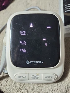 Etekcity EBP-UA5 Upper Arm Blood Pressure Monitor USB-C Rechargeable - Picture 1 of 3