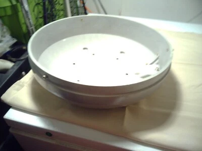 Base KVH TracVision M3 #10 - Imagem 1 de 3