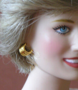 Franklin Mint Princess Diana Goldtone Cuff earrings fit 11-16in fashion doll s 