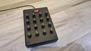 Usb Midi and DIN MIDI Controller with 16 programable knob's DAW - Picture 1 of 9