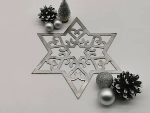 Stern aus Metall mit Ornament - Weihnachten - Dekoration - Handmade - Bild 1 von 3