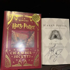 Daniel Radcliffe Signed Harry Potter Chamber Secrets Collector’s Edition Book - Picture 1 of 8