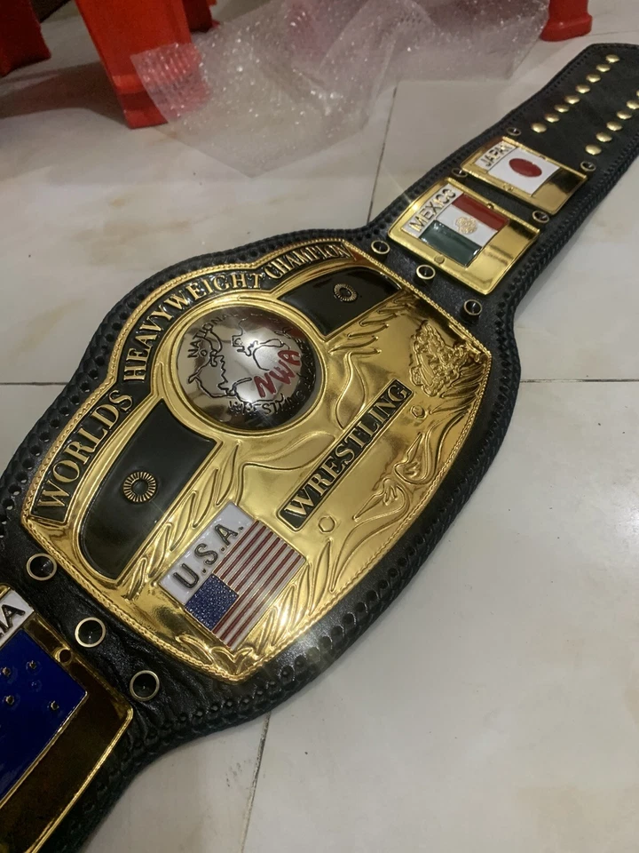 Cinturón de campeonato de lucha de peso pesado Nwa Domed Globe, 4 mm de zinc, chapado en oro. Foto 1 de 4