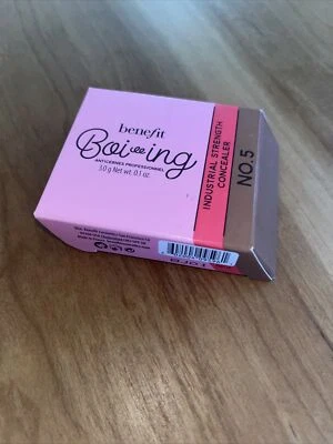 BENEFIT BOI-ING INDUSTRIAL STRENGTH CONCEALER SHADE NO. 5 NEW 0.1 Oz - Image 1 of 2