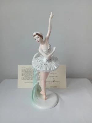 Coalport CW164 Dame Margot Fonteyn Figurine Ltd Edition 4431/5000 - Image 1 of 4