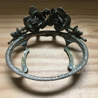 Jabonera ovalada con diseño rosa plato plata vintage años 50 con patas sin plato de vidrio Foto 1 de 4