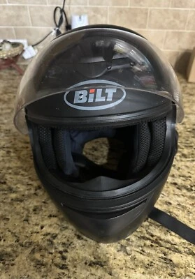 Capacete de motocicleta. Capacete Bilt, inclui interfone Bluetooth Sena - Imagem 1 de 4