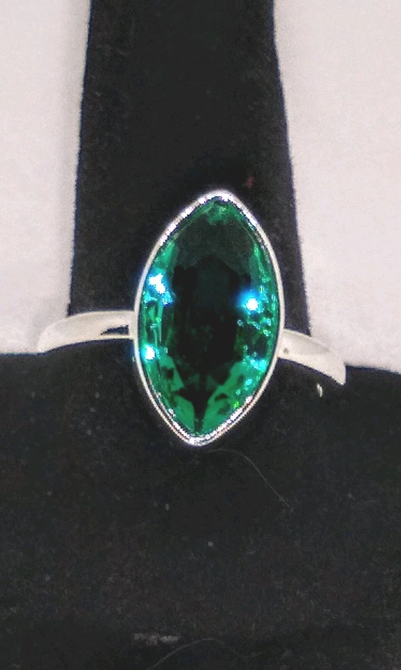 Chrome Diopside Marquis Cut Gemstone Silver Plated Ring Sz9 Amazing Handmade New - Image 1 of 4