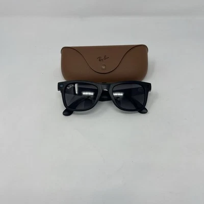 Lente de grafito polarizada negra mate RayBan META Wayfarer G2U sin etiquetas Foto 1 de 4