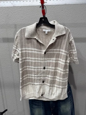 Banana Republic Woven Plaid Sweater SHORT SLEEVE BUTTON UP SHIRT Medium M  - Image 1 of 4