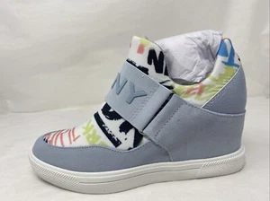 DKNY Women’s Cosmos Wedge Fashion Shoes, Pastel/Multi, 6.5 Medium US - Picture 1 of 12