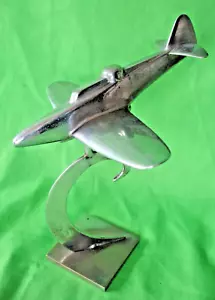 Vintage Chrome Desktop Boulton Paul Defiant WW2 Aircraft Paperweight on Stand - Picture 1 of 8