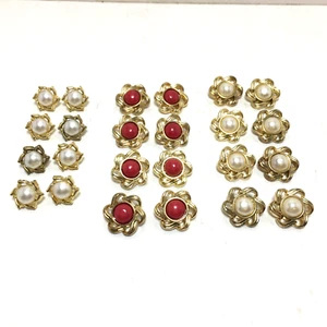 Shank craft buttons 3 sets 8 each flowers gold w/ white or coral color centers - Picture 1 of 14