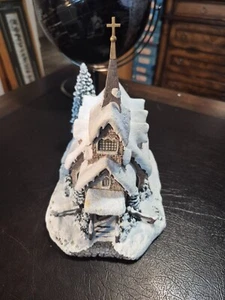 Thomas Kinkade Hawthorne Village Christmas Collection Light of Hope Church EXC - Picture 1 of 5