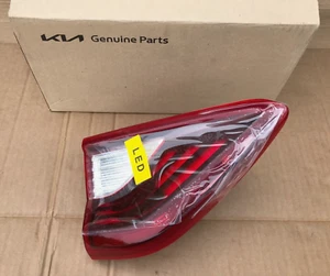 Kia Stonic (YB) Innenleuchte hinten LH - 92403H8500 **ORIGINAL NEU KIA OEM Teil** - Bild 1 von 21