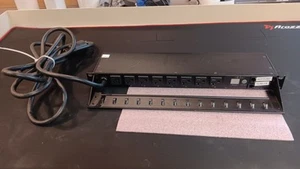 APC AP7901 Switched Power Distribution Unit (PDU) 1U Rack Mount 8-Outlets 120v - Photo 1/6