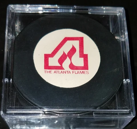 70's Rawlings Canada  Biltrite ATLANTA FLAMES  Hockey Puck Rubber VINTAGE rare Cover