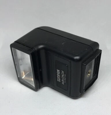 Sunpak Auto 24 DX Thyristor Light/Macro Flash - Image 1 of 4