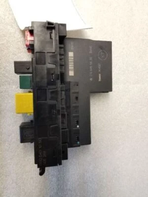 Mercedes-Benz E320 2000 - 2002 - Módulo de control de carrocería - 0195455632 - R323406 Foto 1 de 4