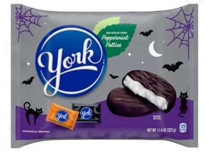York Dark Chocolate Peppermint Patties Halloween Candy, 11.4 oz - - Picture 1 of 2