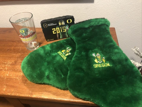 Oregon DUCKS Football 2015 CFP National CHAMPIONSHIP Ultimate Fan Man Cave Lot Cover