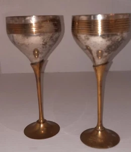 Juego de 2 copas antiguas de latón macizo y plata chapadas en tallo hechas en la India  - Imagen 1 de 4