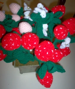 New, handcrafted strawberry plant 11" tall x 11 " wide - Picture 1 of 6