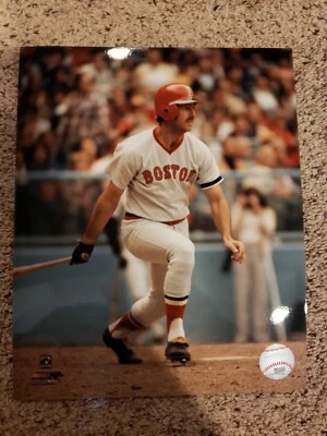 Photo File MLB Fred Lynn Boston Red Sox 8x10 Photo - Image 1 of 2