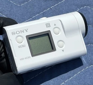 Vintage Sony HDR-AS300 WhiteHD Action Camera Recorder - Looks and Works Great! - Picture 1 of 24