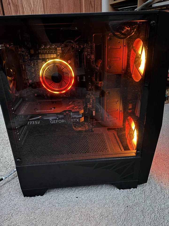 MSI - Computadora de escritorio para juegos Codex R2 - Intel Core i5-14400F - 16 GB de memoria RTX 4060 Foto 1 de 4