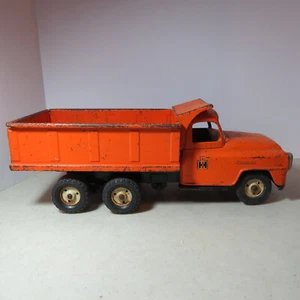 Tru-Scale International A Series Hy. Dump Truck by Carter in USA 14.5" TS-504-G - Picture 1 of 9
