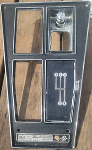 OEM 1972-76 Corvette Console Bezel Shift Plate 350 CI 360 lbs 9:5:1 Cigarette Lt - Picture 1 of 6