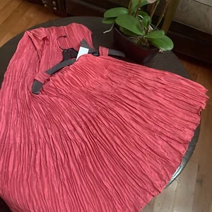 NUEVO CON ETIQUETAS VESTIDO EILEEN FISHER SEDA APLASTADA CUELLO REDONDO F/L ESCALONADO Talla 2X Precio de venta sugerido por el fabricante $378 - Imagen 1 de 19