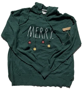 Sudadera con capucha verde para mujer Rae Dunn "Feliz" luces de Navidad bordadas nueva con etiquetas $84 XL - Imagen 1 de 7